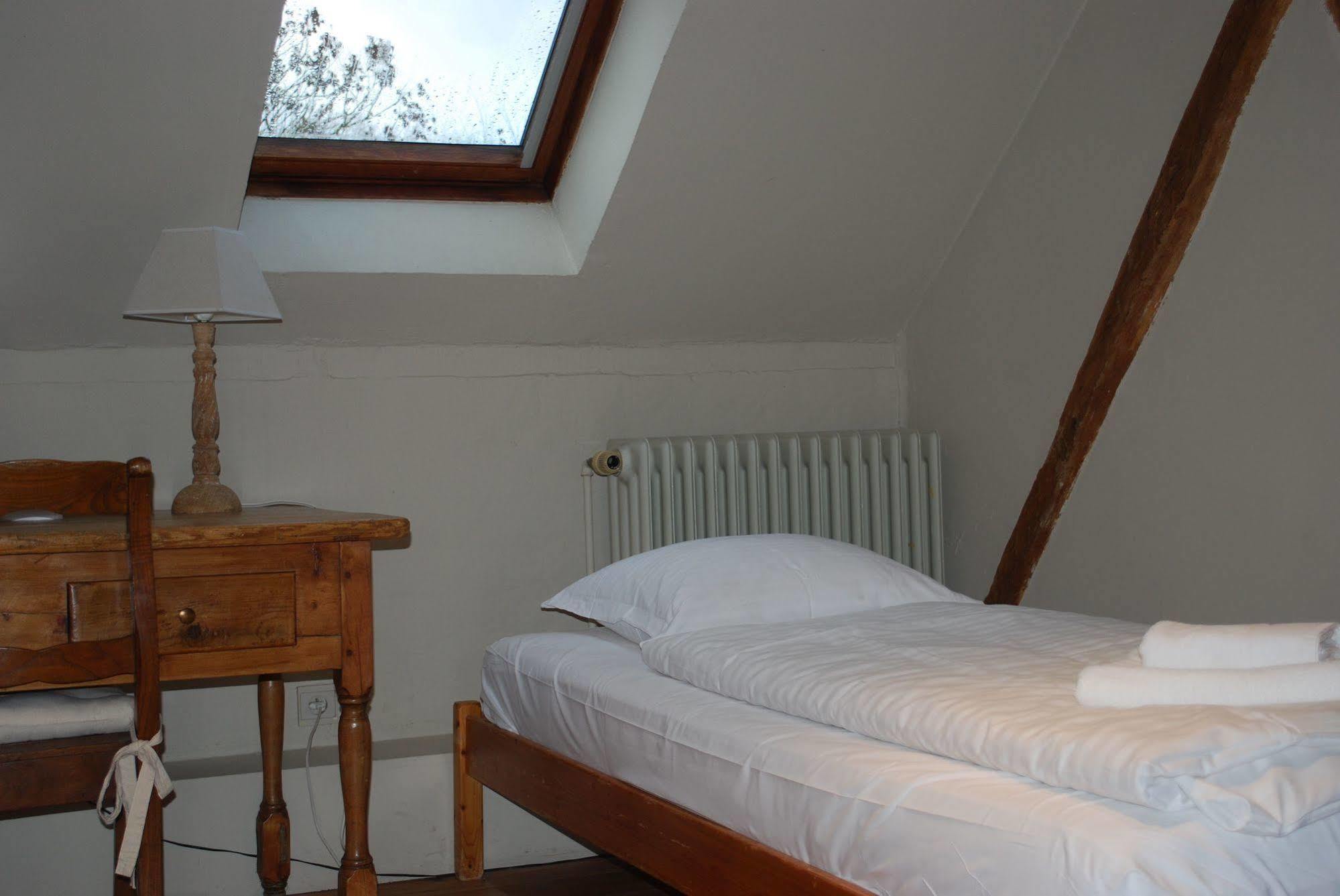 Orshof Hotel Opglabbeek Bagian luar foto