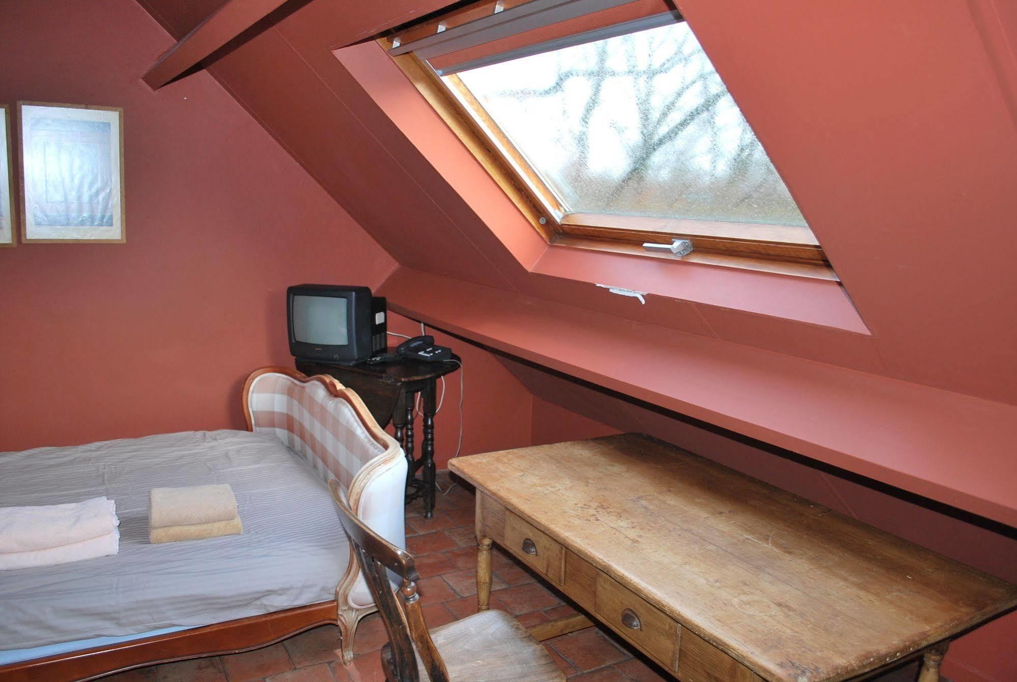 Orshof Hotel Opglabbeek Bagian luar foto